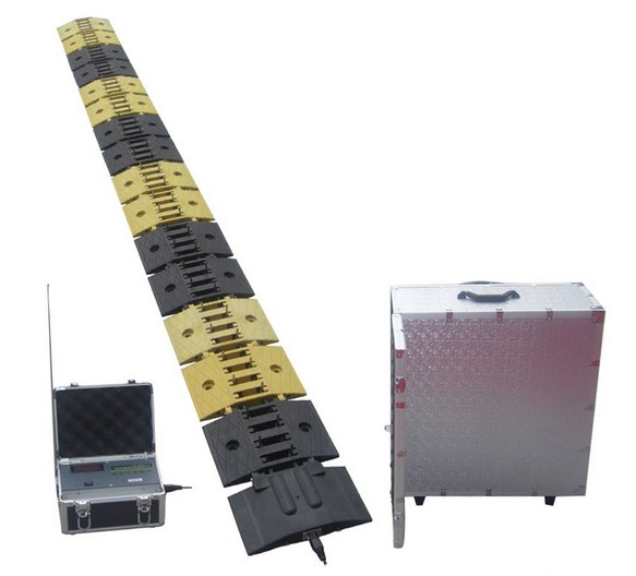 遥控破胎阻车路障